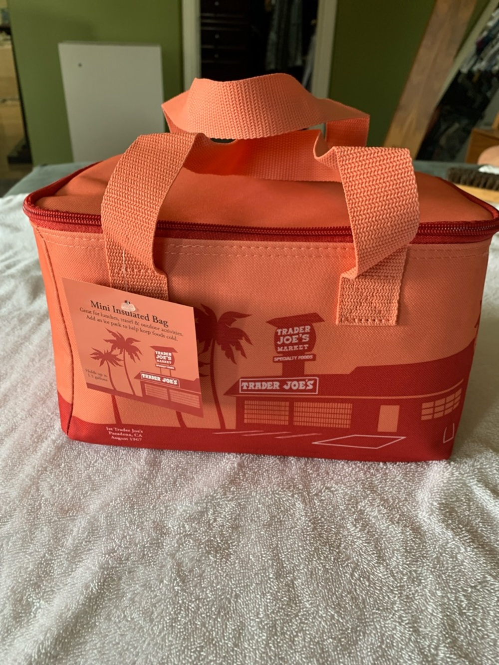 Trader Joe's Mini Insulated Lunch Bag - Coral/Red